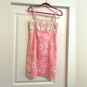 Lilly Pulitzer dress size 2 (flawless!)🌸💕👗